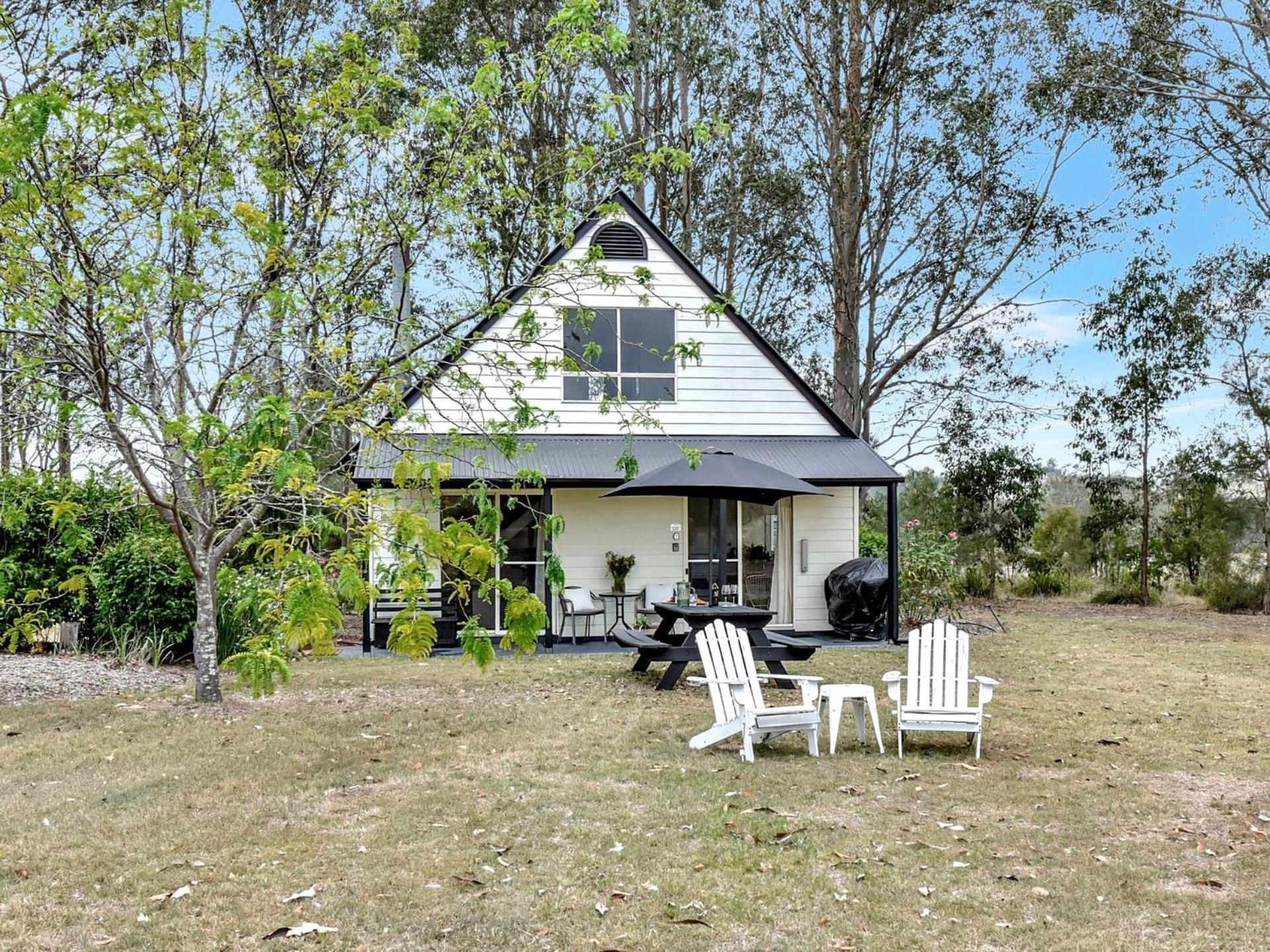 Villa Bracken Ridge Vineyard The Entire Estate Rothbury Exterior foto