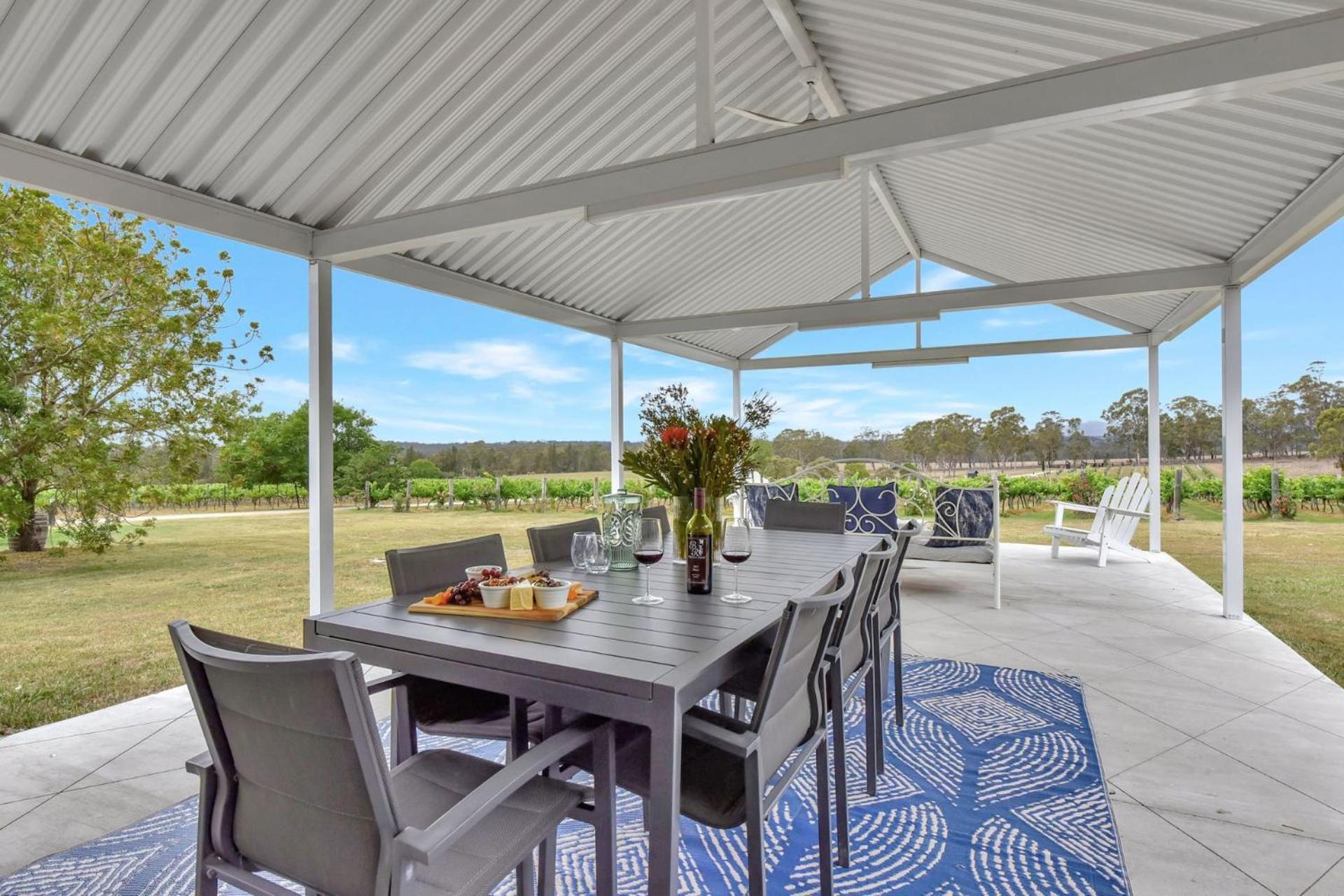 Villa Bracken Ridge Vineyard The Entire Estate Rothbury Exterior foto